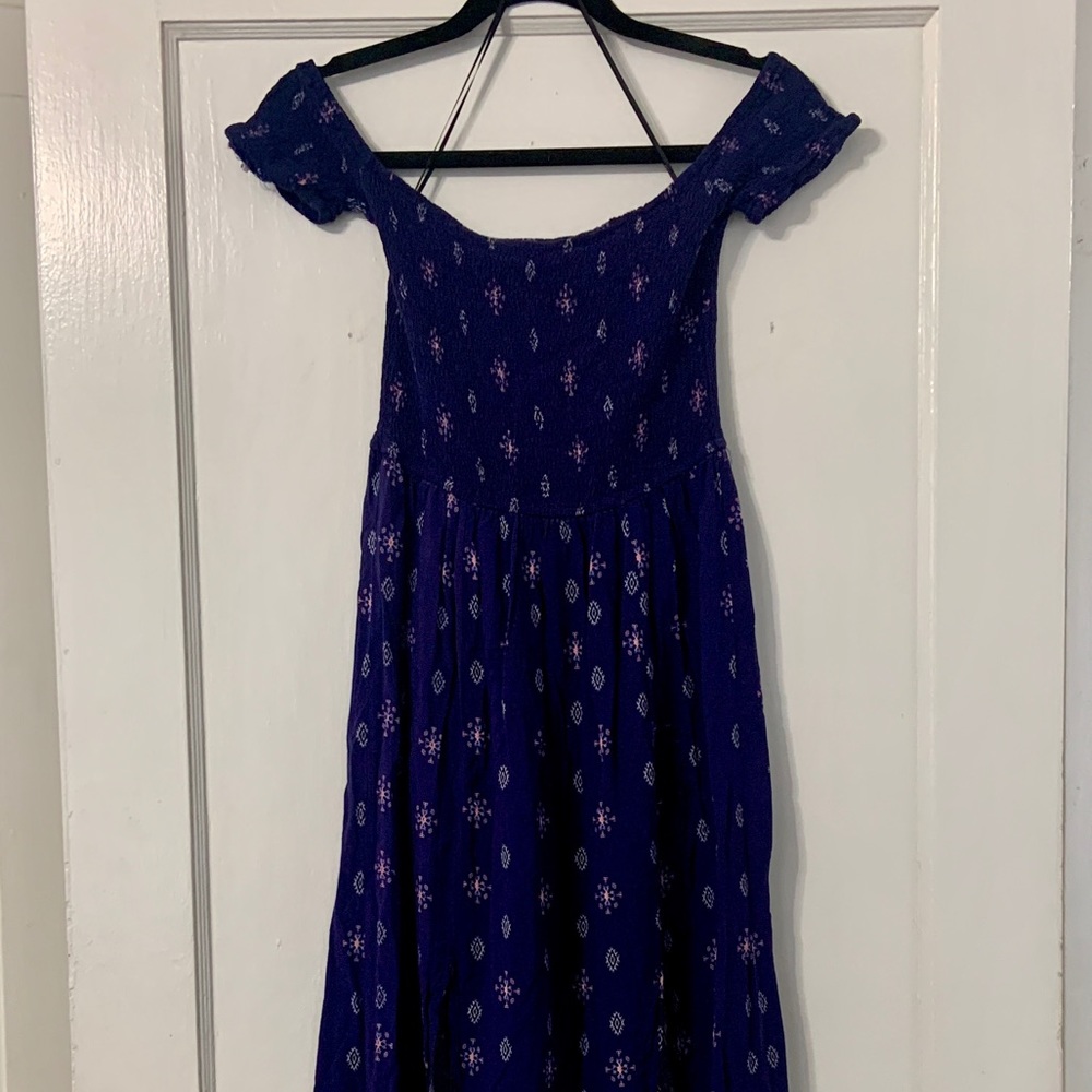 Off the shoulder maxi dress with 2 front slits